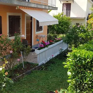 Clara 3 , Poreč Horvátország
